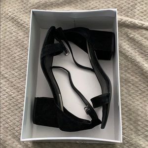 Steve Madden ‘Irenee’ Sandal